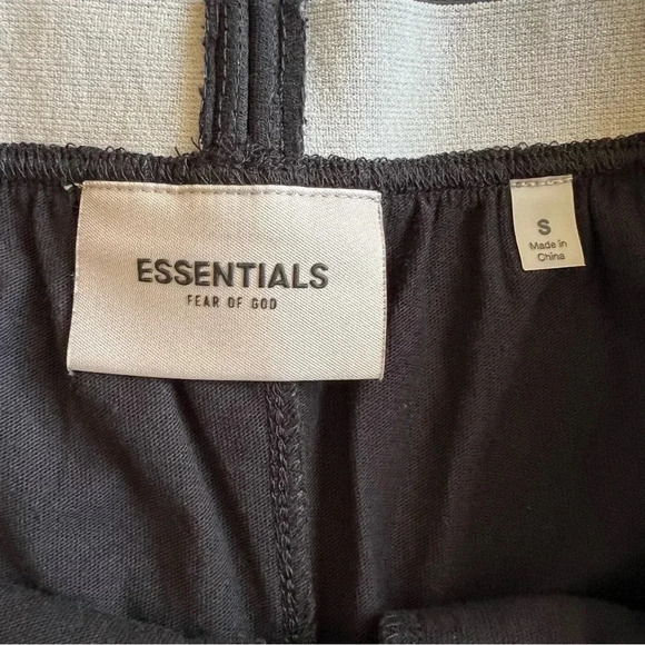 Fear of God Essentials Lounge Pants - Picture 8 of 12
